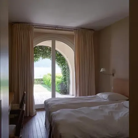فيلة Beautiful Overlooking
